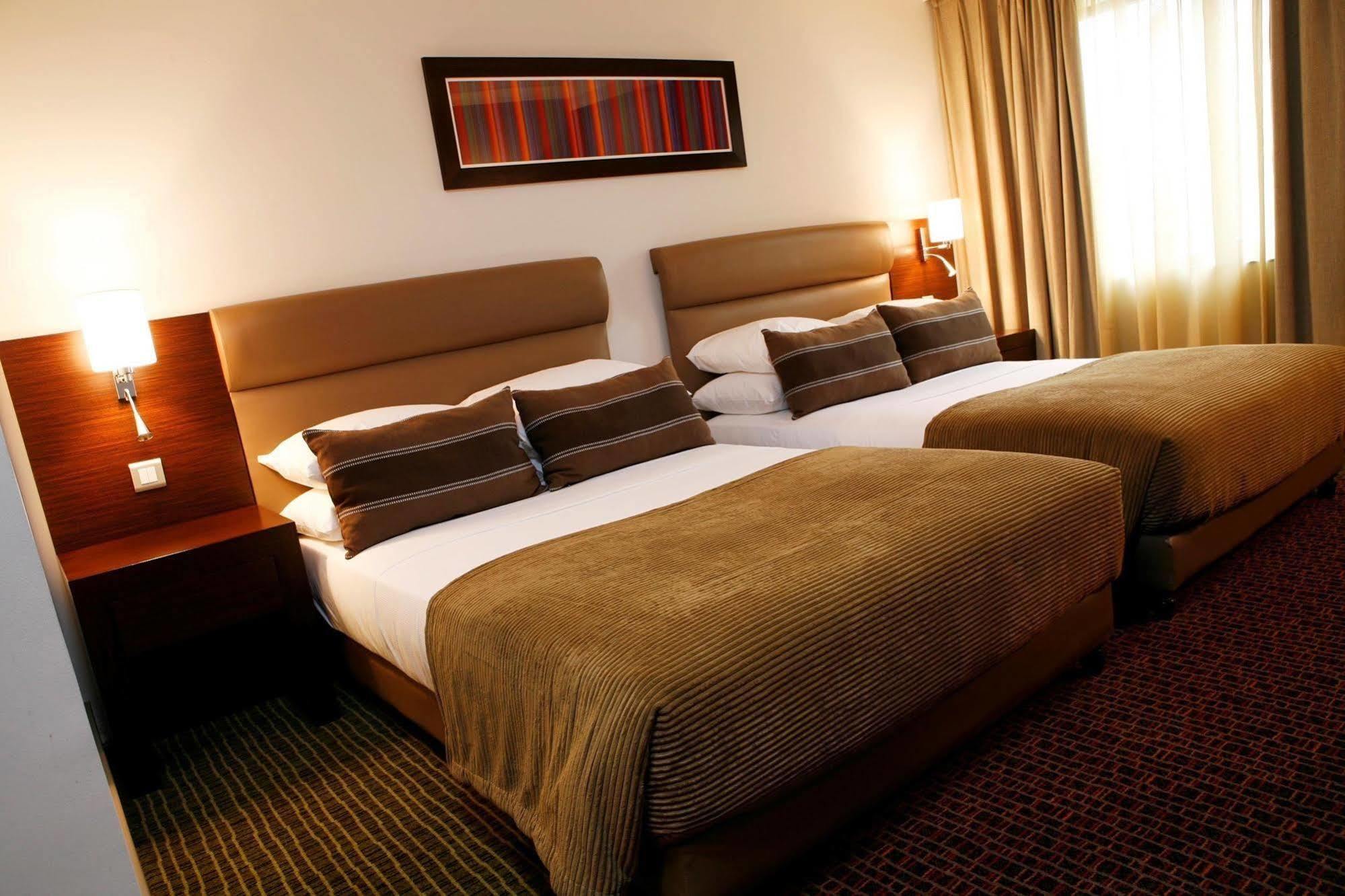 Movenpick Hotel Ikoyi Lagos Exterior foto